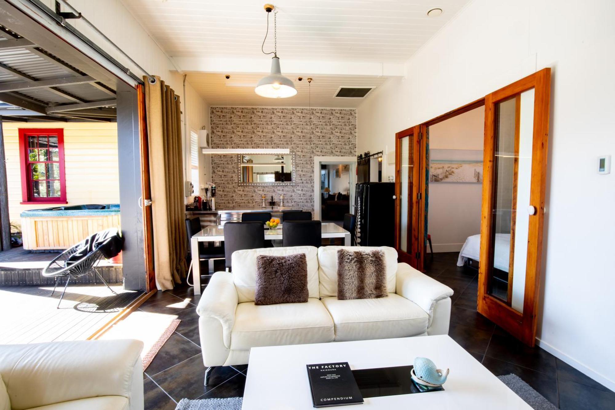 The Factory Luxury Accomodation Kaikoura Kültér fotó